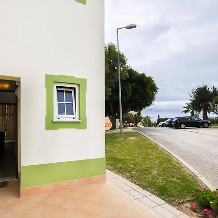 Sao Rafael Townhouse By Ocvillas *