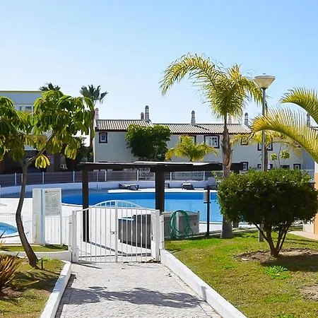 Sao Rafael Townhouse By Ocvillas *